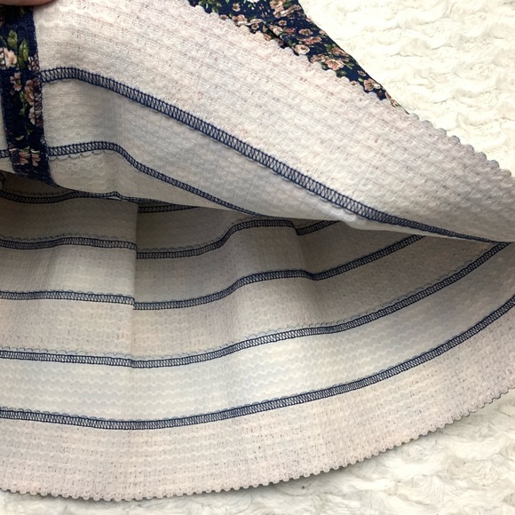 ⭐️3/$15⭐️ Sans Souci Navy Floral Strapless Dress - Picture 8 of 8